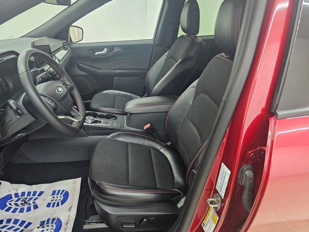 Ford Escape  2025