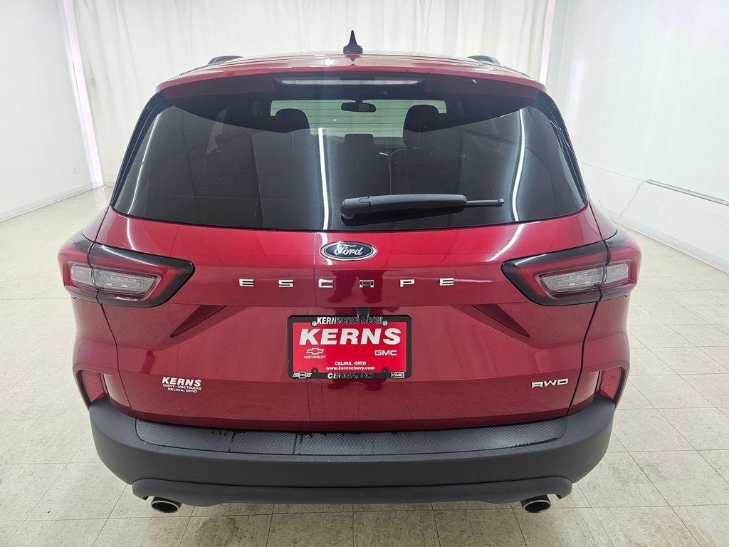 Ford Escape  2025