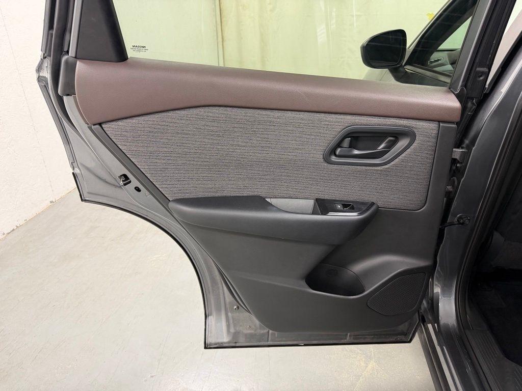 Nissan Rogue  2023