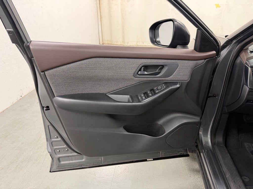 Nissan Rogue  2023