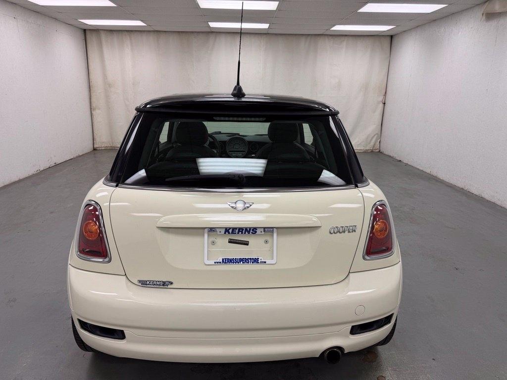MINI Cooper  2010