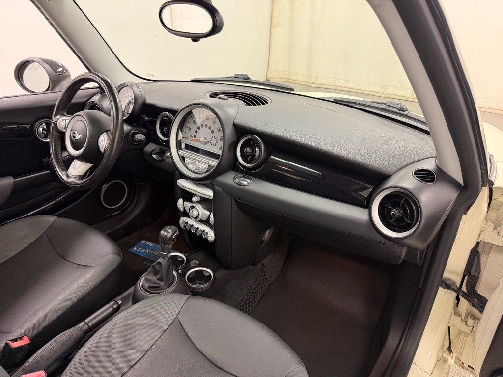 MINI Cooper  2010
