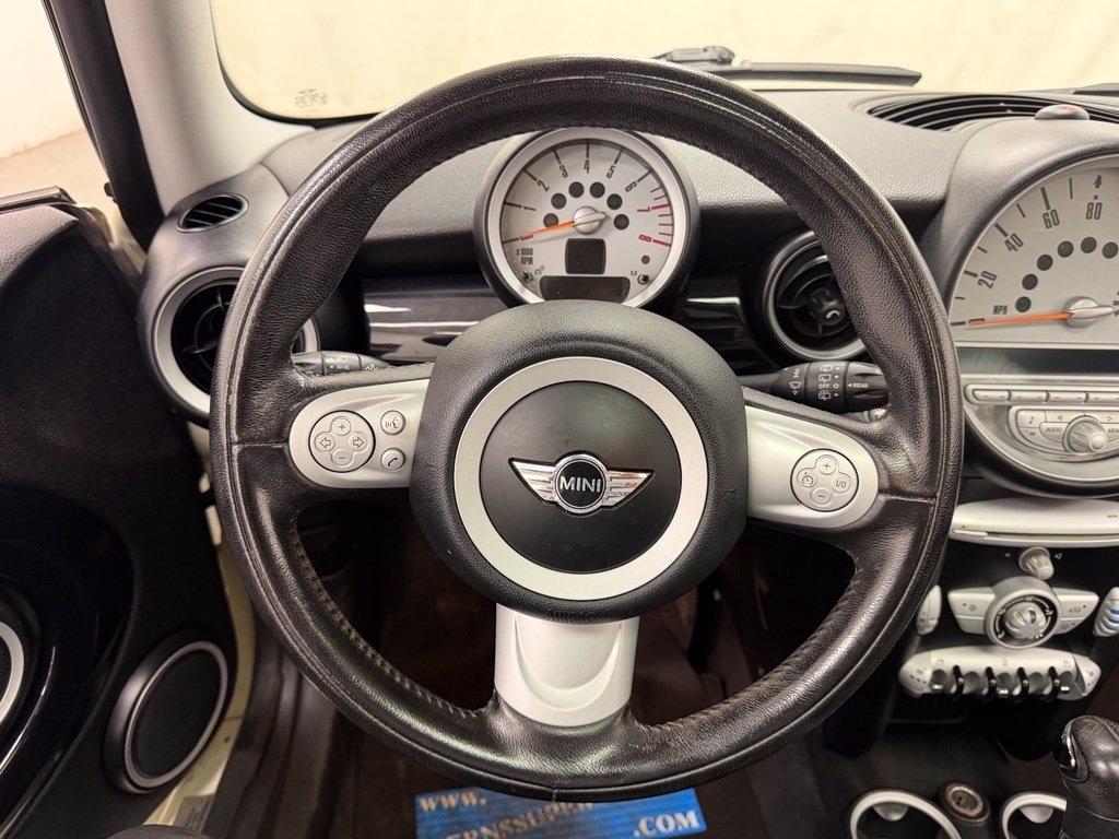 MINI Cooper  2010