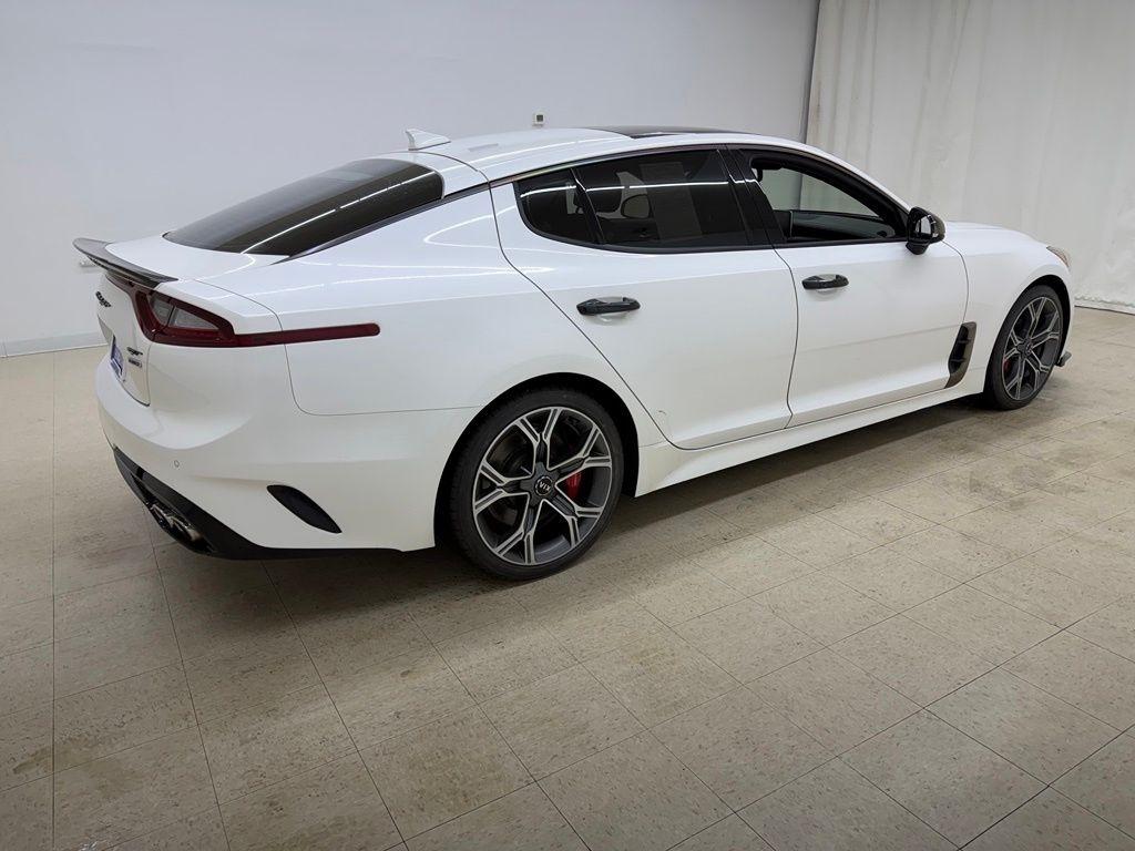 Kia Stinger  2018