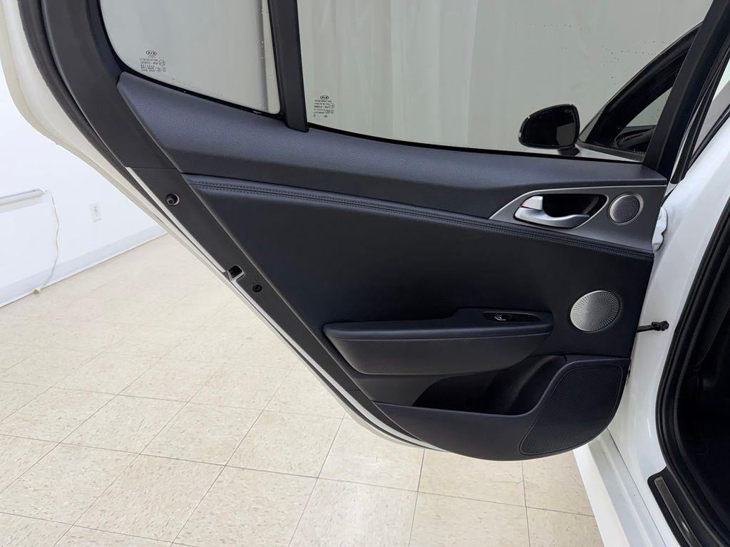 Kia Stinger  2018