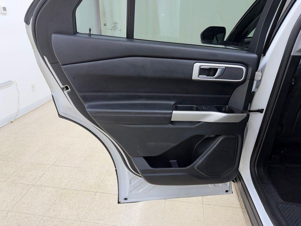 Ford Explorer  2021