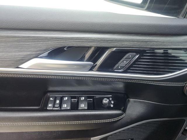 Jeep Wagoneer L  2024