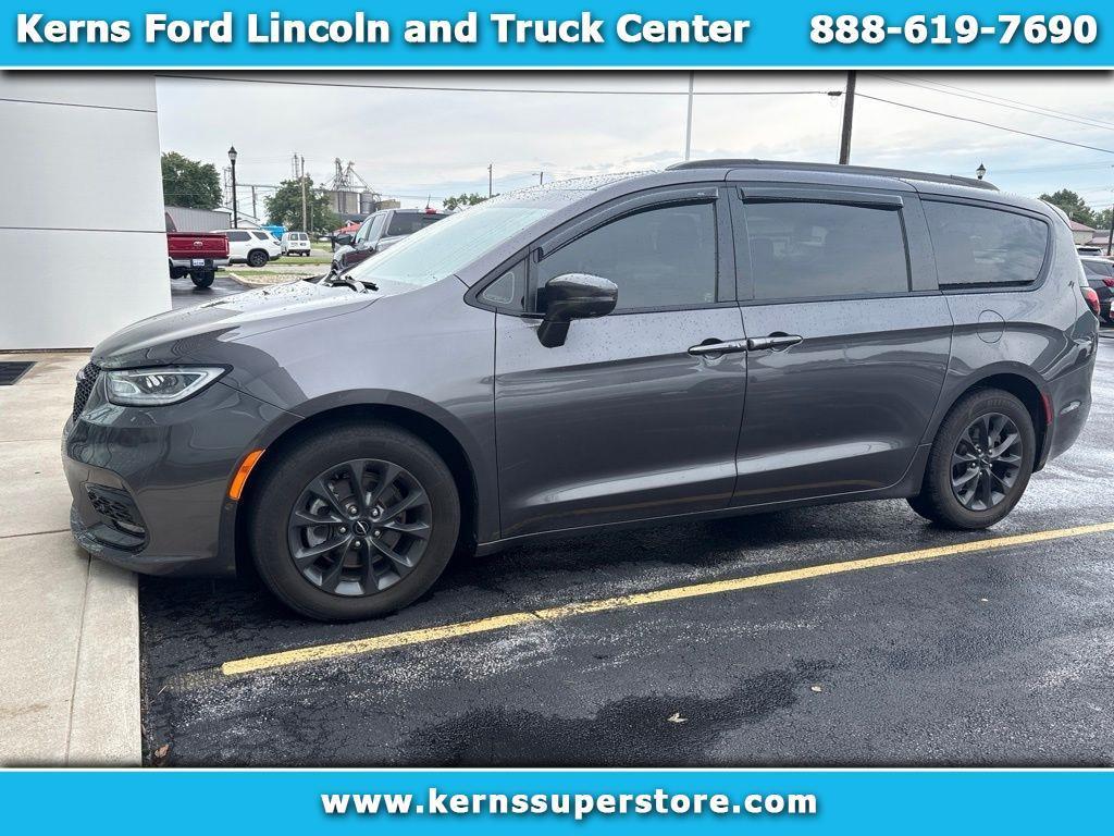 Chrysler Pacifica  2021
