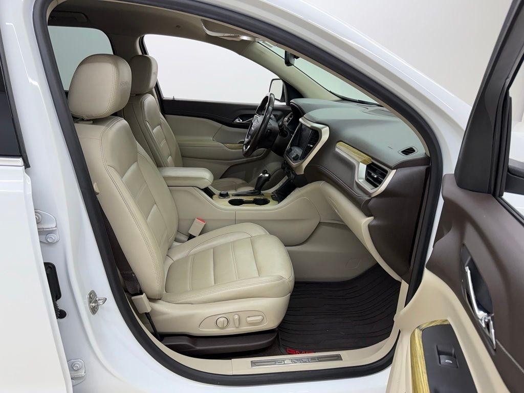GMC Acadia  2019
