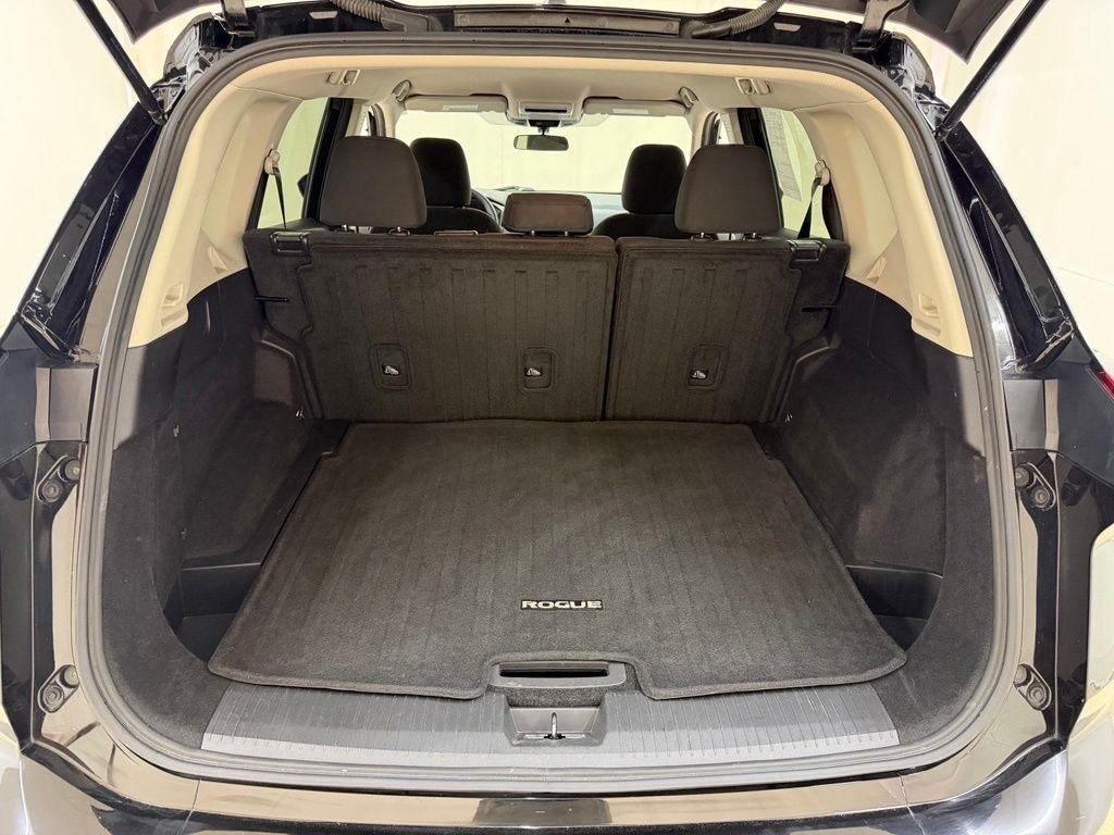 Nissan Rogue  2024