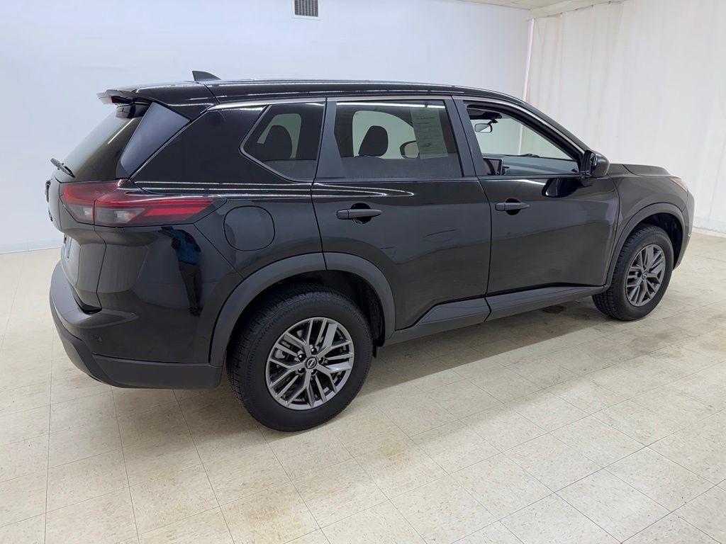Nissan Rogue  2024