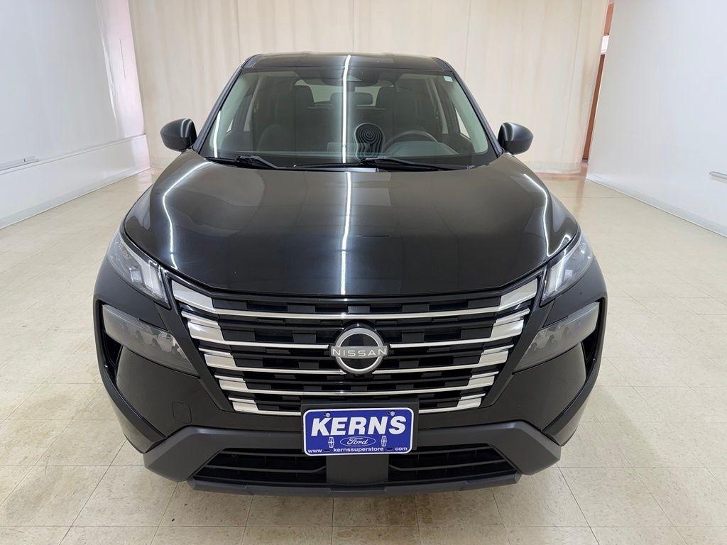 Nissan Rogue  2024