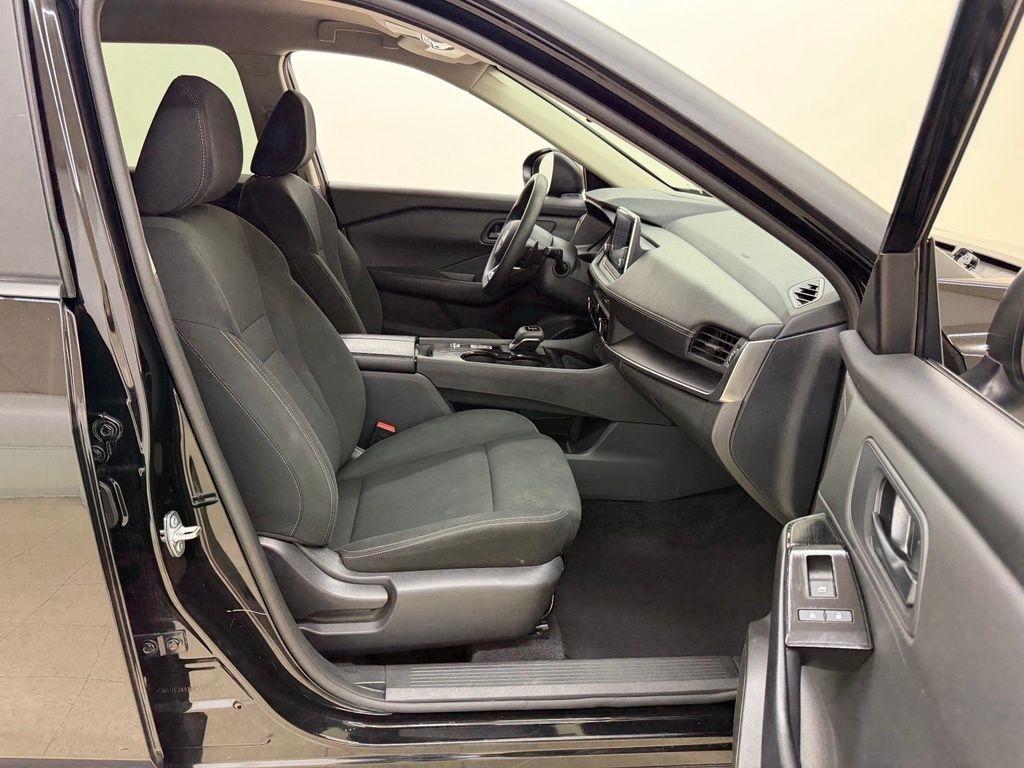 Nissan Rogue  2024