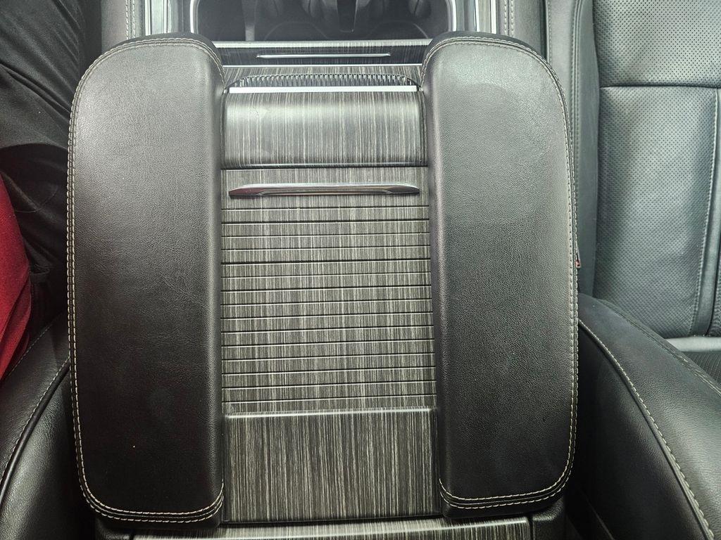 Jeep Wagoneer L  2024