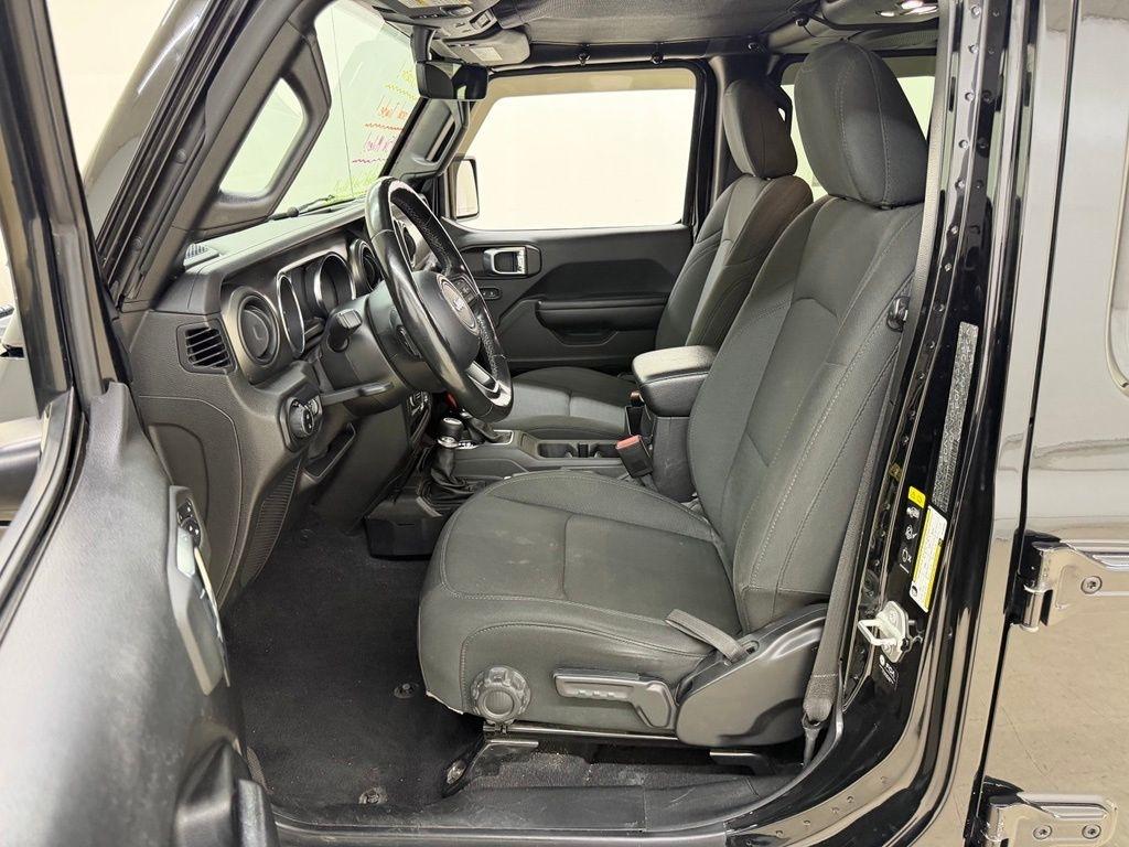 Jeep Gladiator  2021