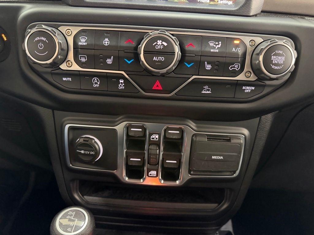 Jeep Gladiator  2021