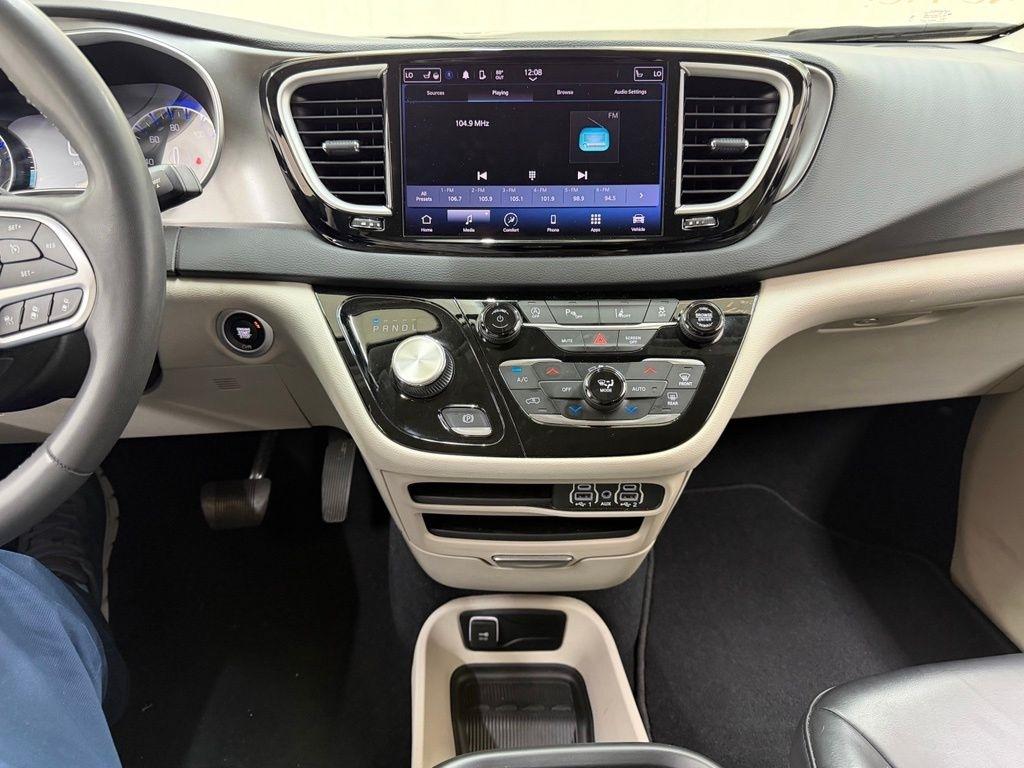 Chrysler Pacifica  2023