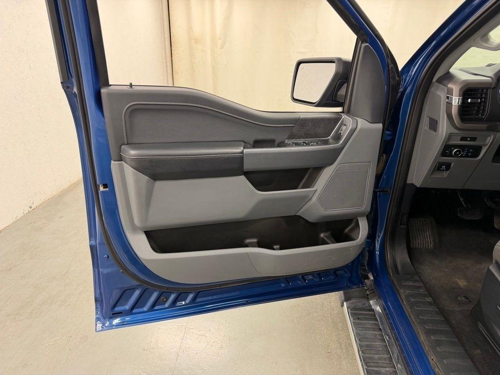 Ford F-150  2025