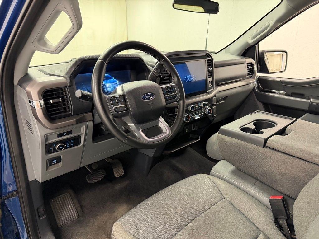 Ford F-150  2025