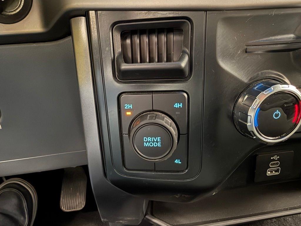 Ford F-150  2025
