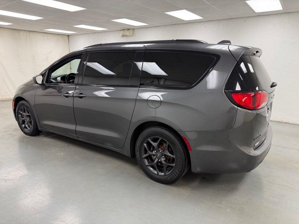 Chrysler Pacifica  2019