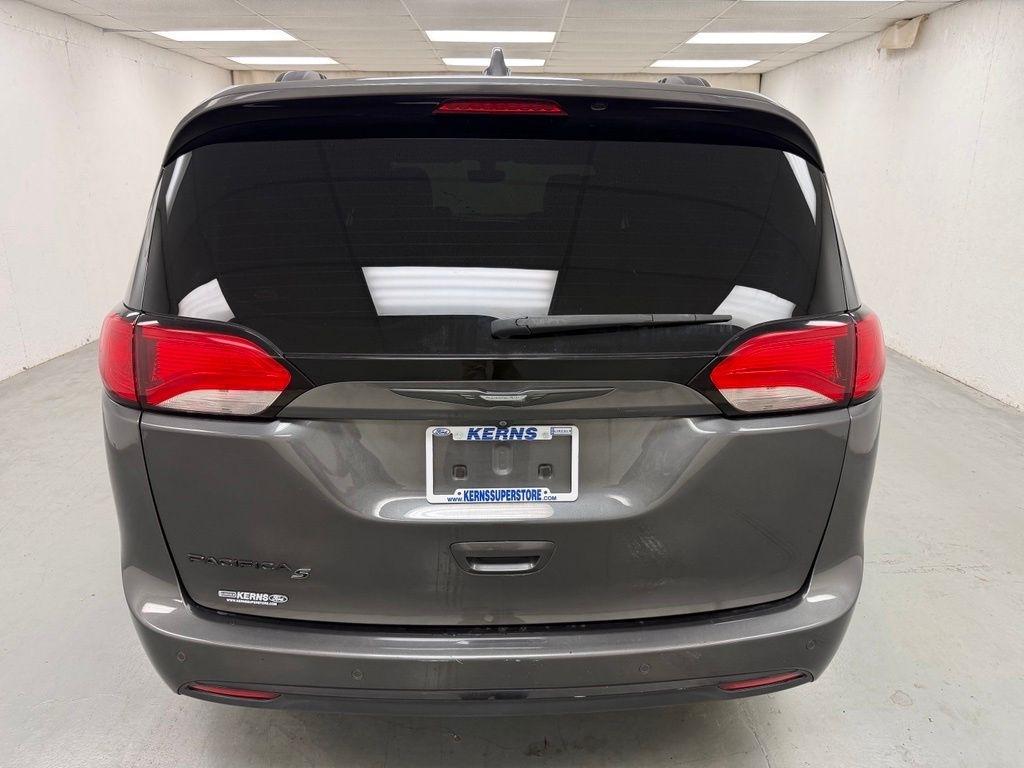 Chrysler Pacifica  2019