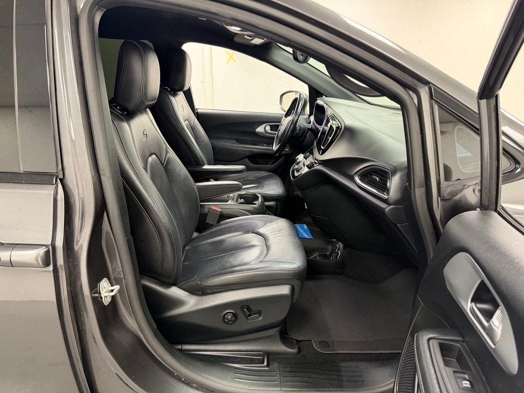 Chrysler Pacifica  2019