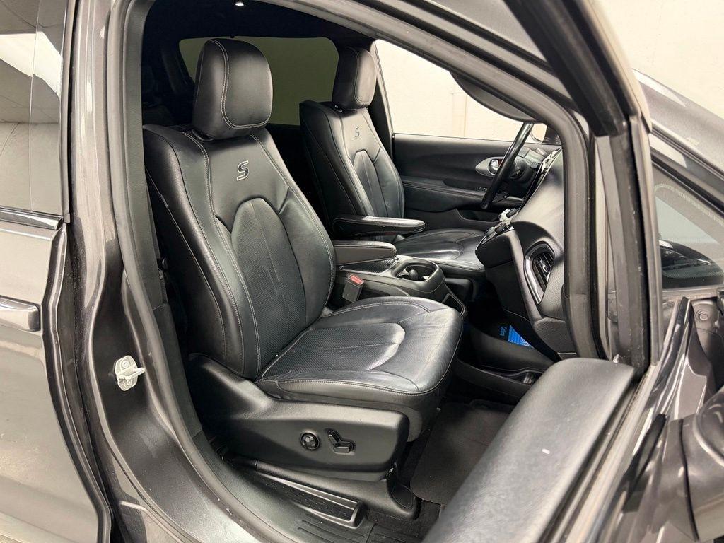 Chrysler Pacifica  2019