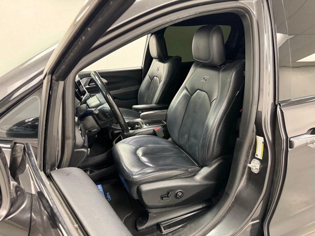 Chrysler Pacifica  2019