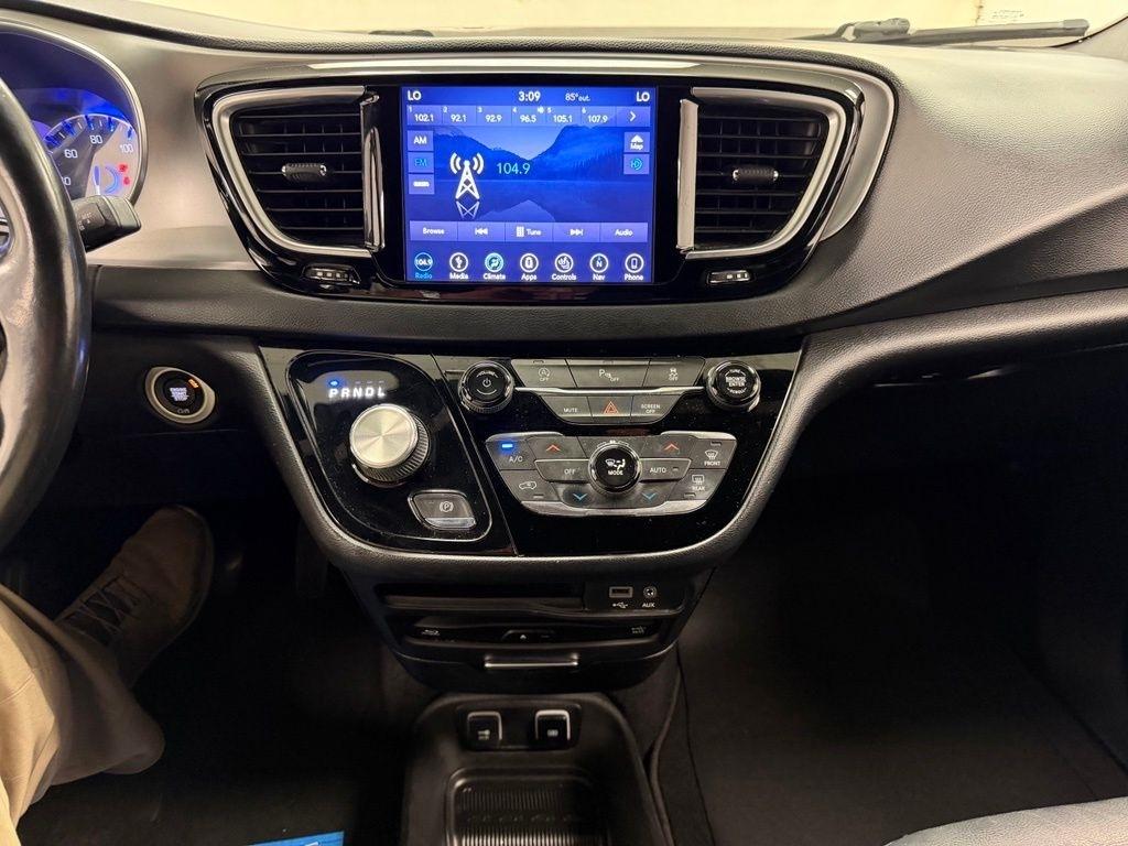 Chrysler Pacifica  2019