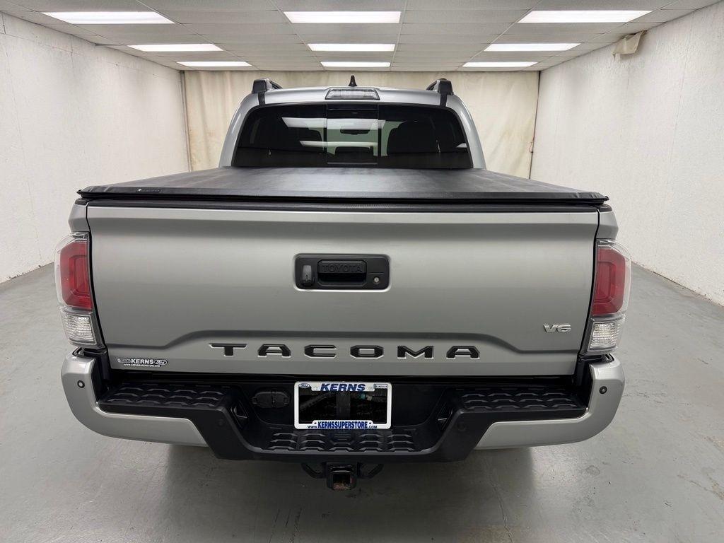 Toyota Tacoma  2021