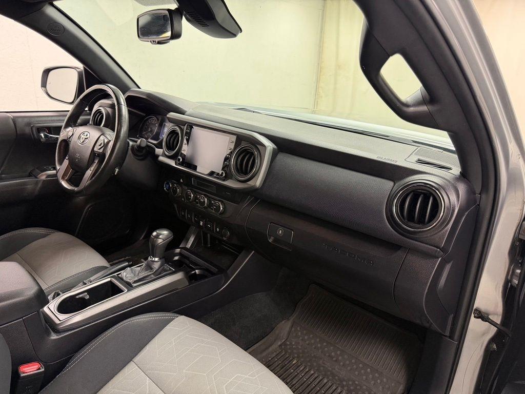 Toyota Tacoma  2021