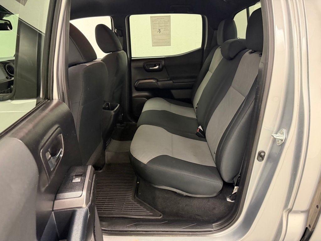 Toyota Tacoma  2021