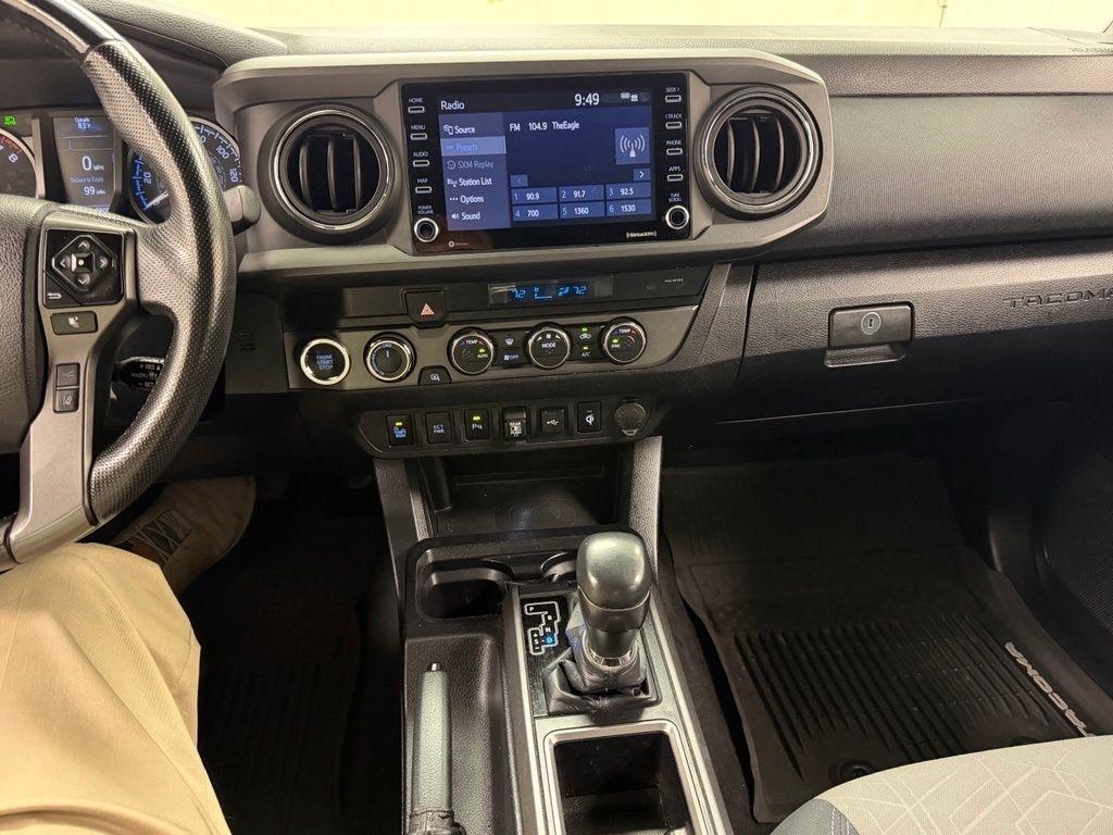 Toyota Tacoma  2021
