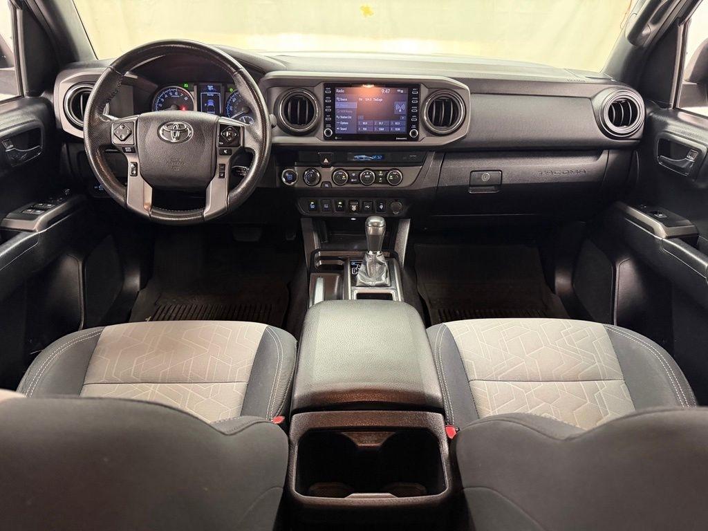 Toyota Tacoma  2021