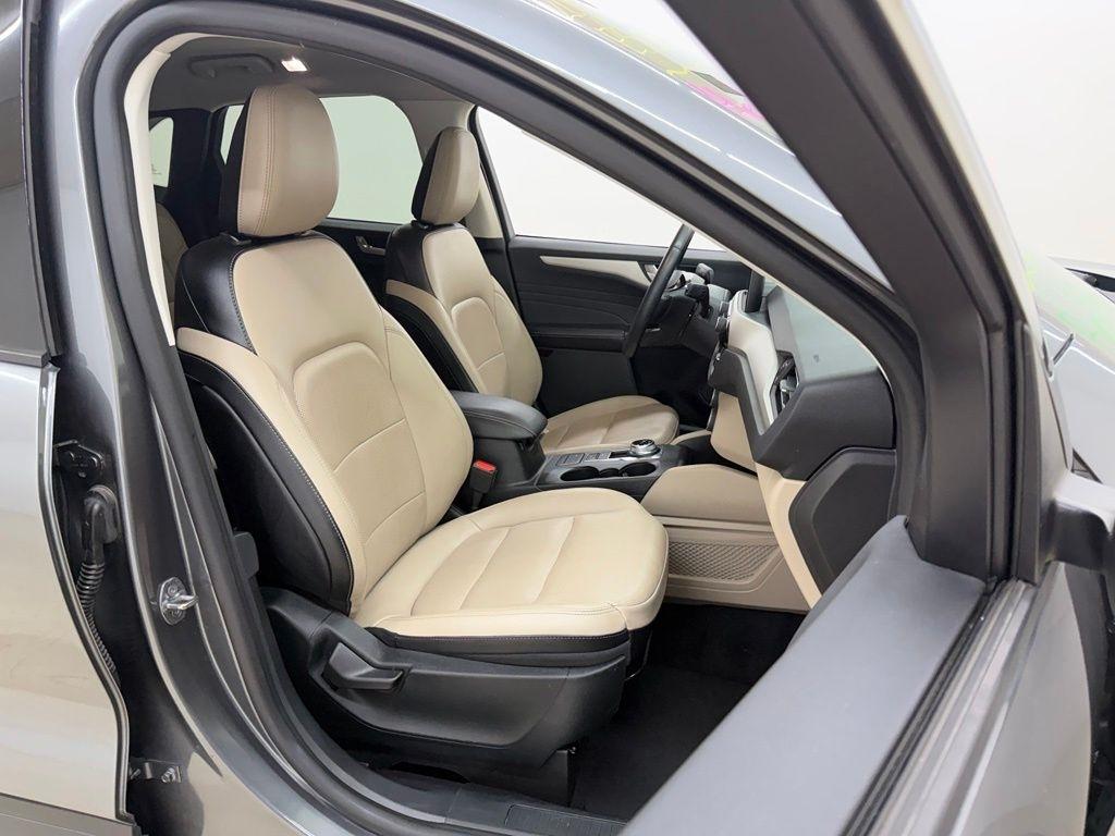 Ford Escape  2022