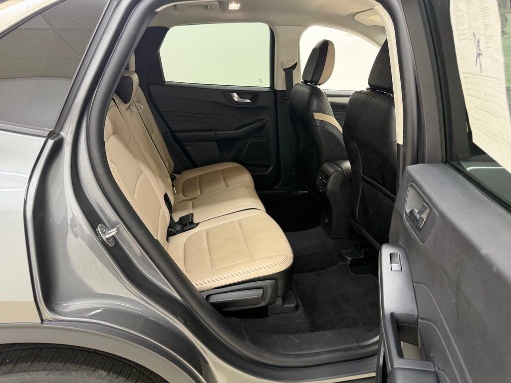 Ford Escape  2022
