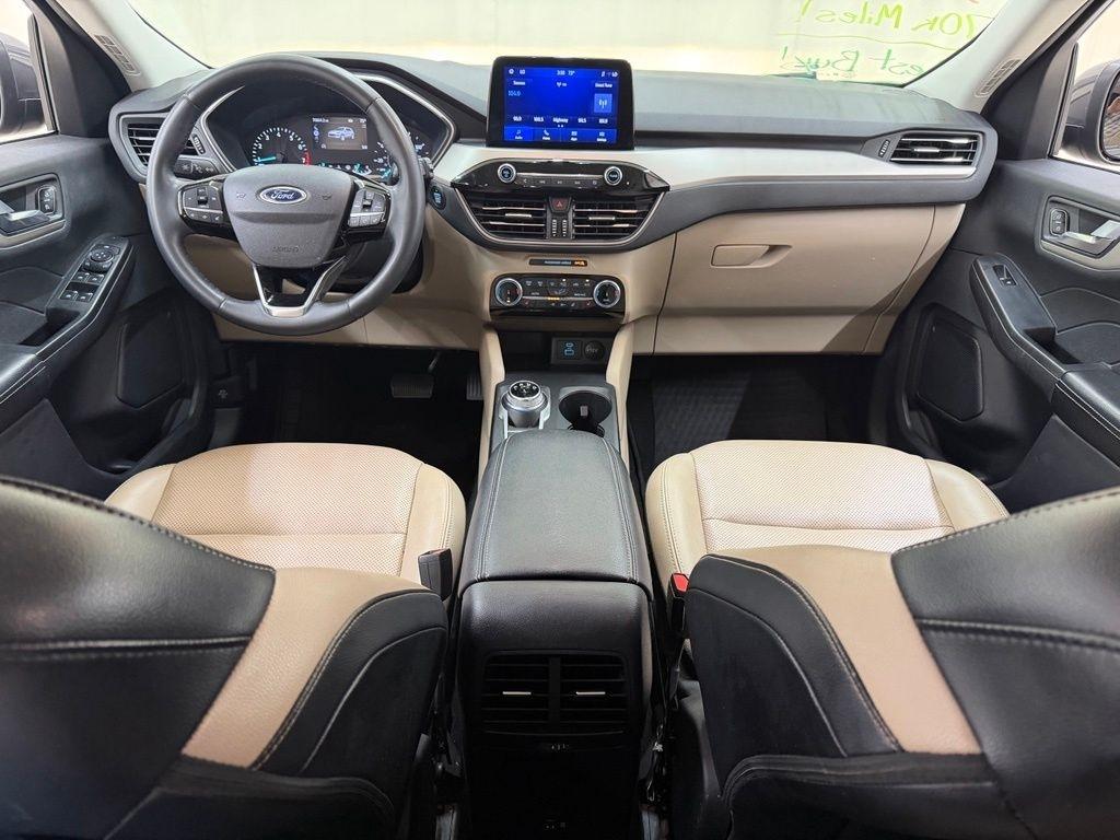 Ford Escape  2022