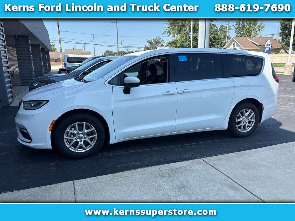 2023 Chrysler Pacifica 