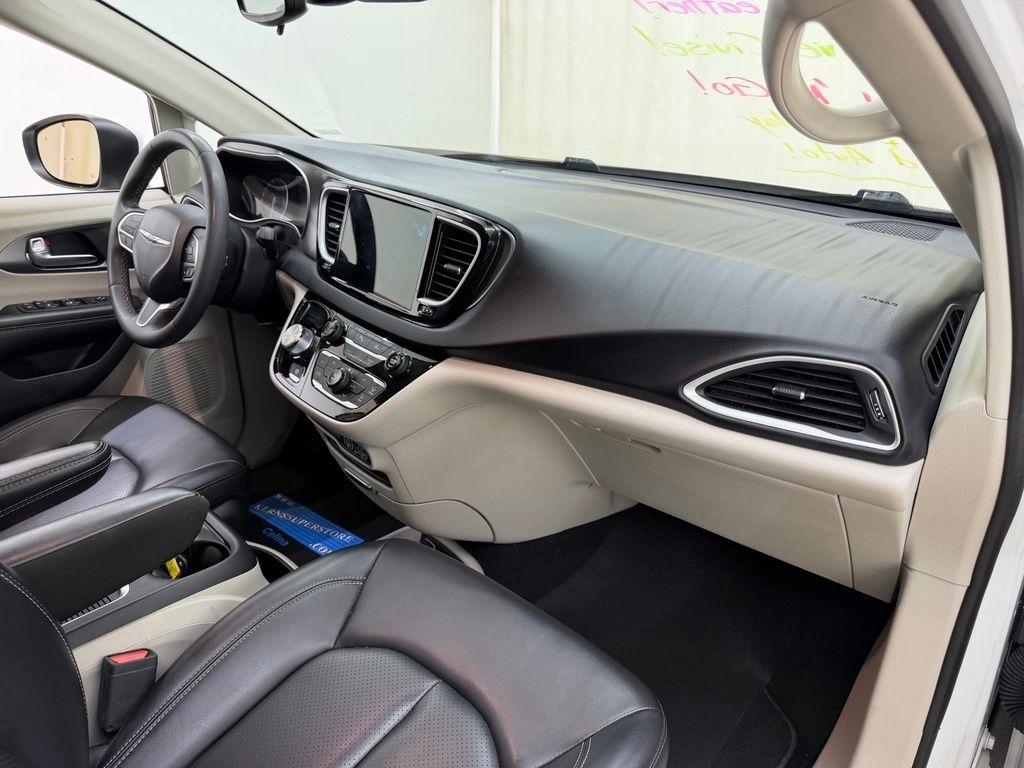 Chrysler Pacifica  2023