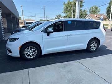 2023 Chrysler Pacifica 