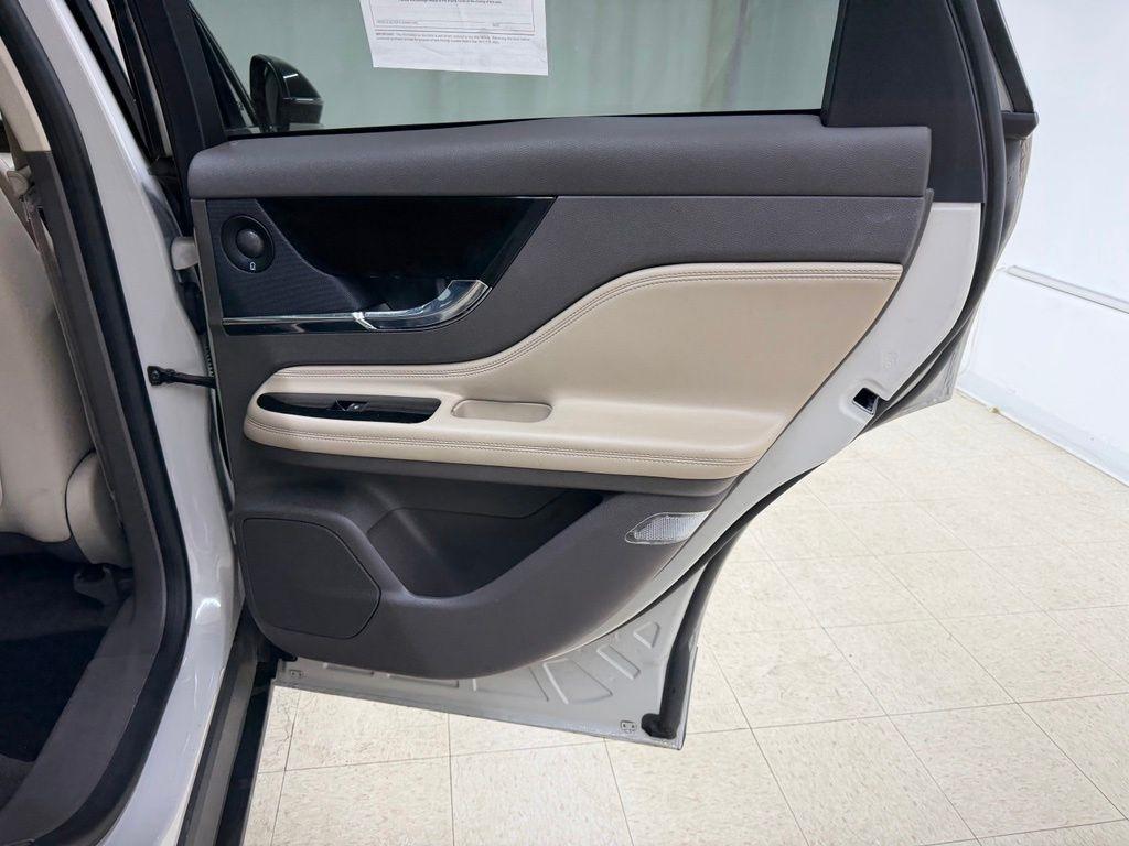 2020 Lincoln Corsair Reserve - Photo 13