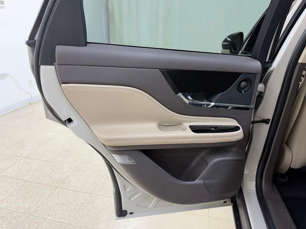 2020 Lincoln Corsair Reserve - Photo 16