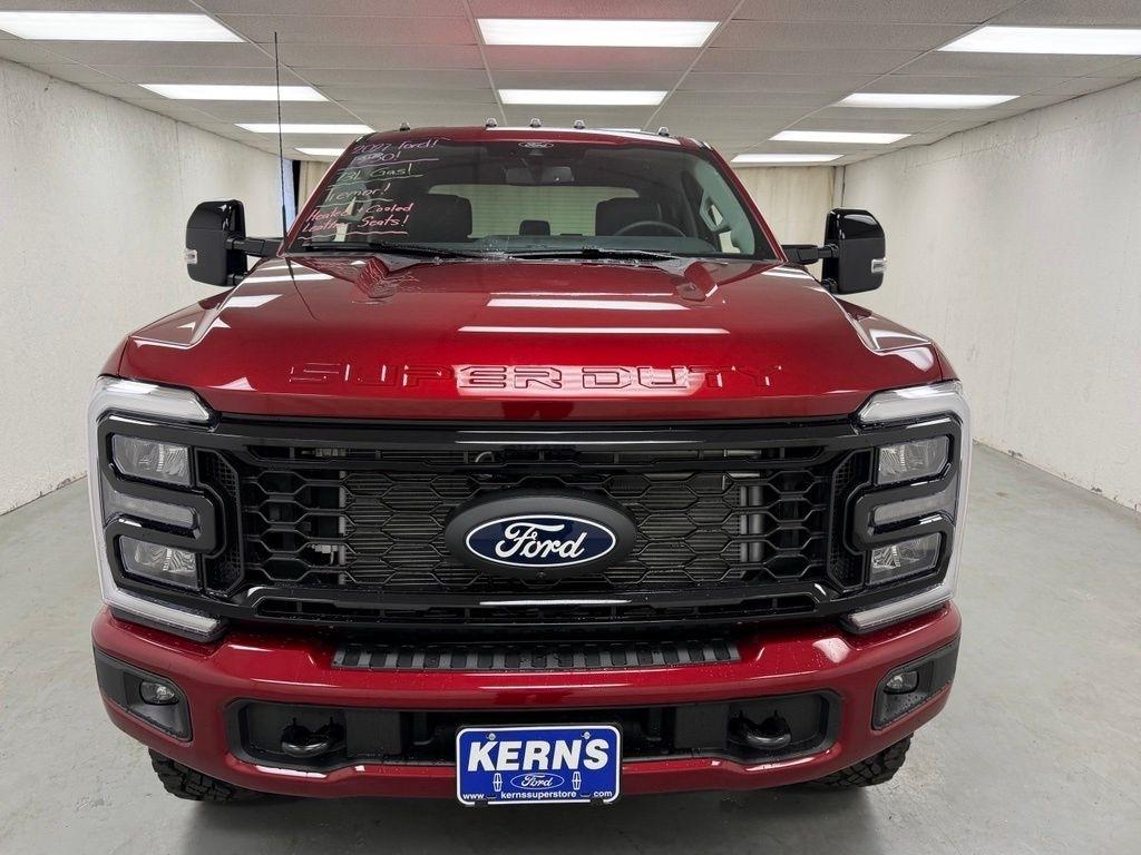 Ford F-250 SD  2027