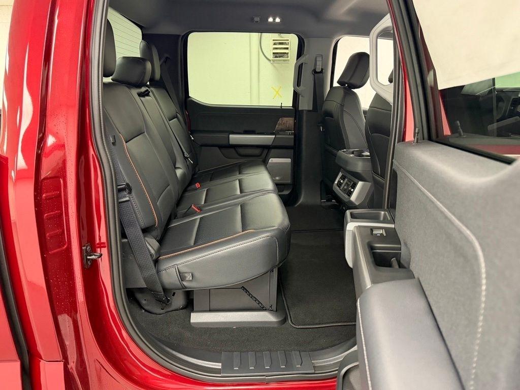 Ford F-250 SD  2027