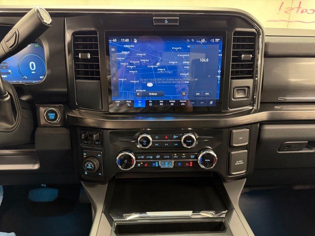 Ford F-250 SD  2027