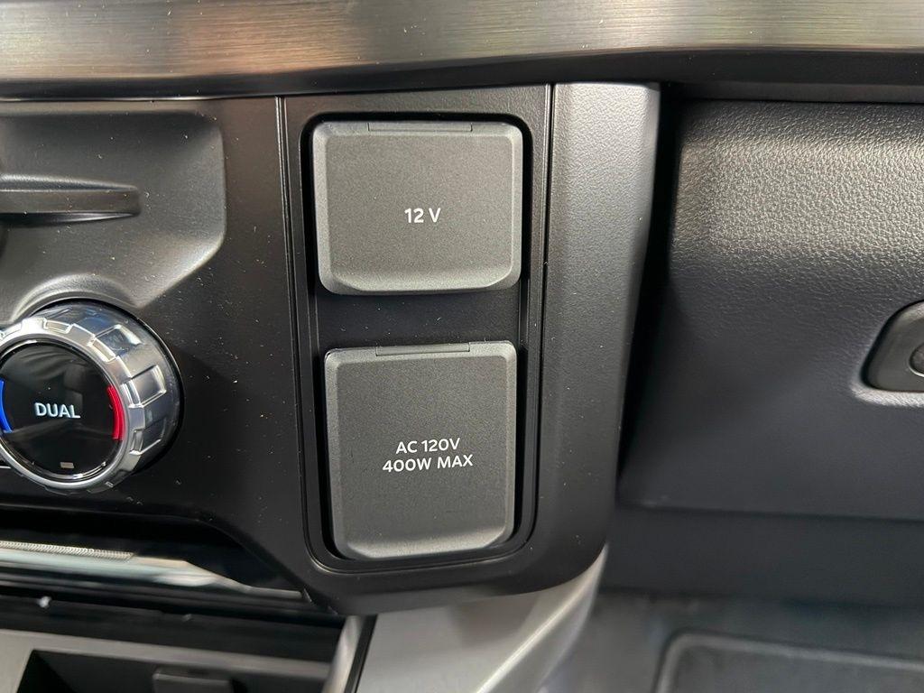 Ford F-250 SD  2027