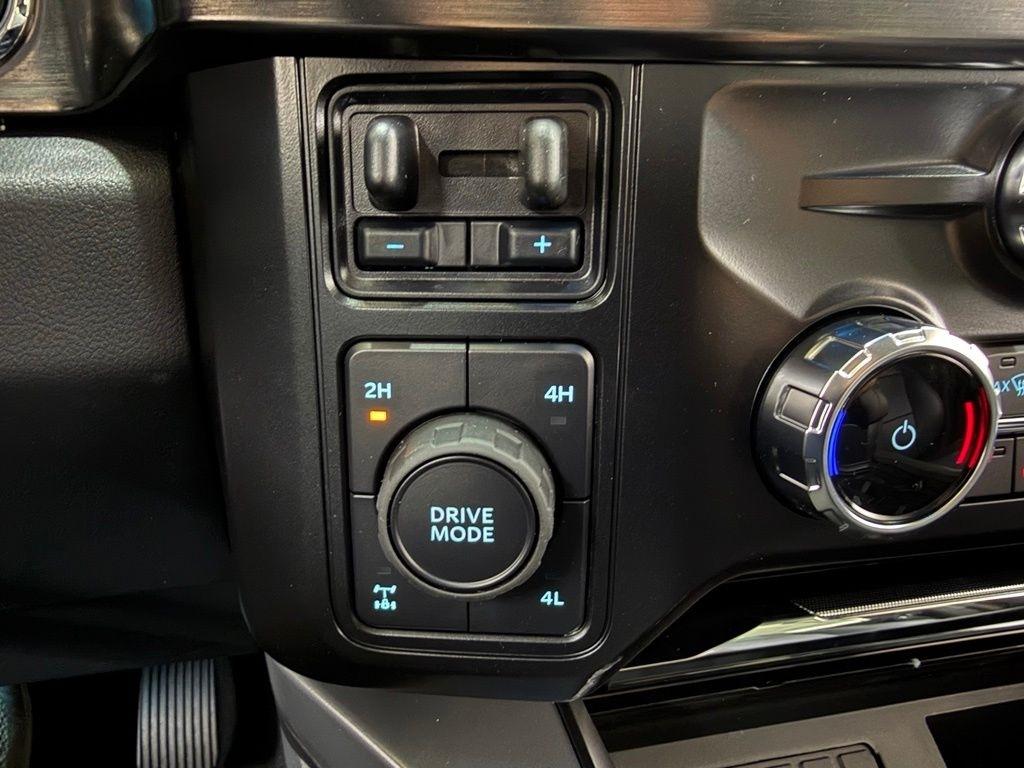 Ford F-250 SD  2027
