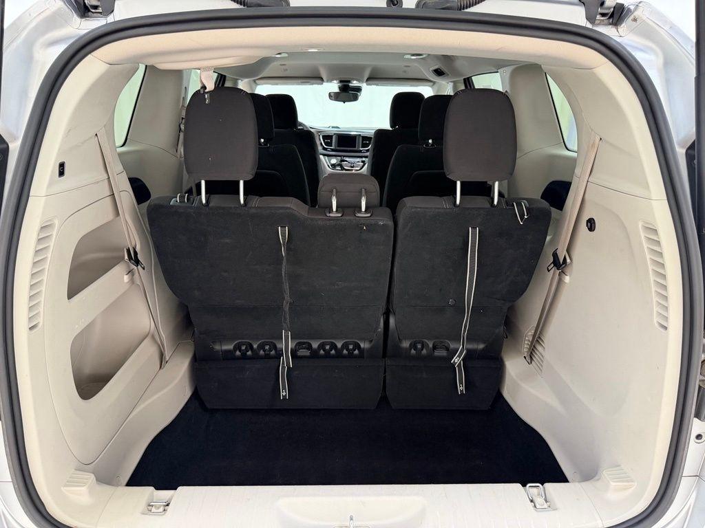 Chrysler Voyager  2023