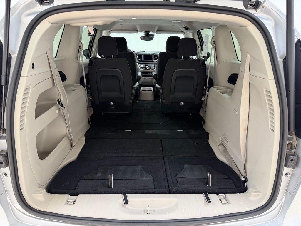 Chrysler Voyager  2023